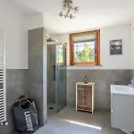 펜션 Relaxing Oasis With Private Pool & View