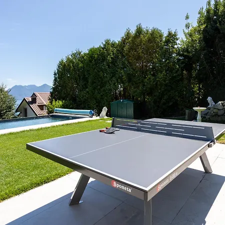 Relaxing Oasis With Private Pool & View 펜션 *