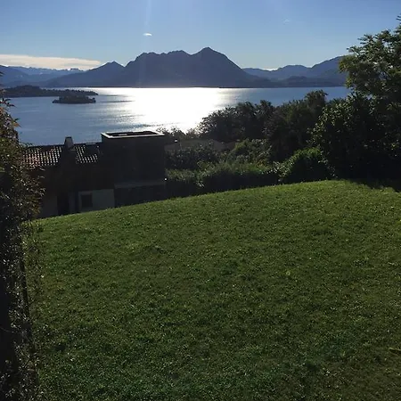 Holiday home Armonie Del - Lakeview Retreat With Private Garden, Pool & Jacuzzi